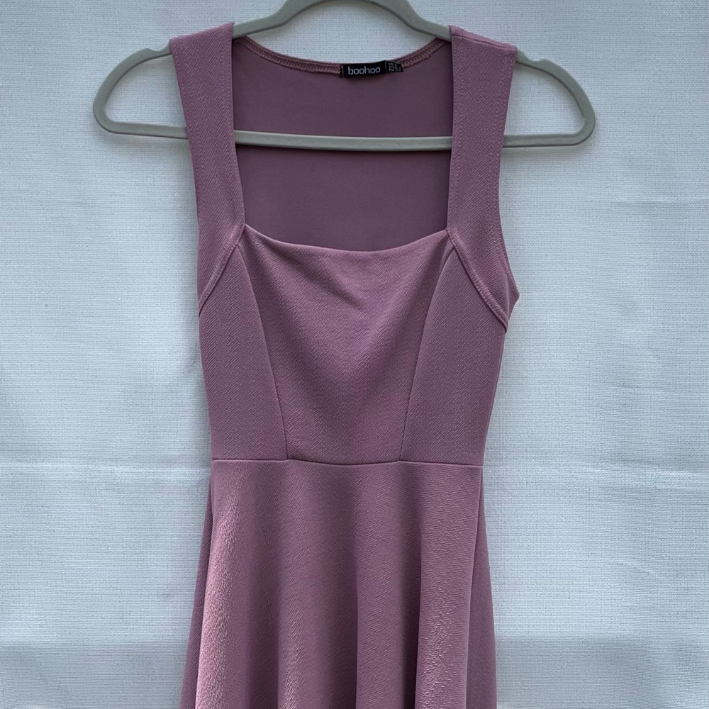 Boo-hoo dress